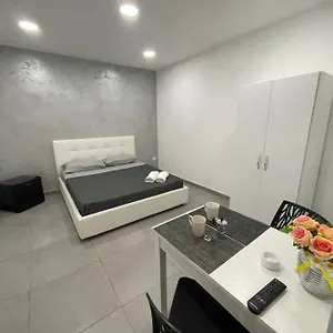 Apartamento House Nunu, Nápoles